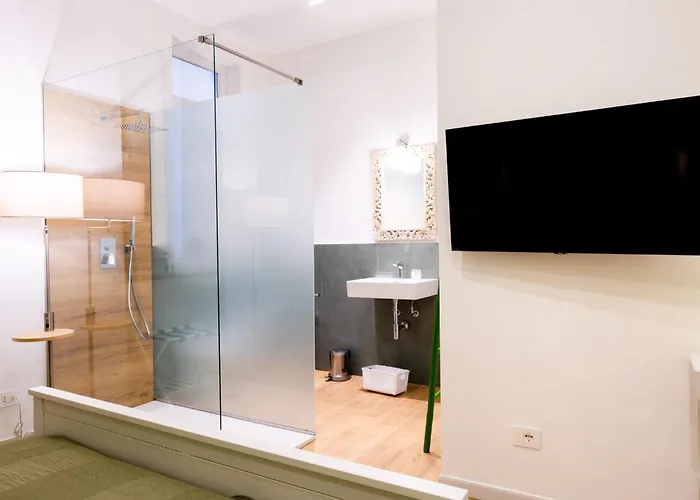 Rosalia E Le Altre *